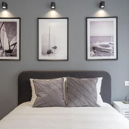 Relax Apartament In Piata Universitatii Bucureşti Ngoại thất bức ảnh