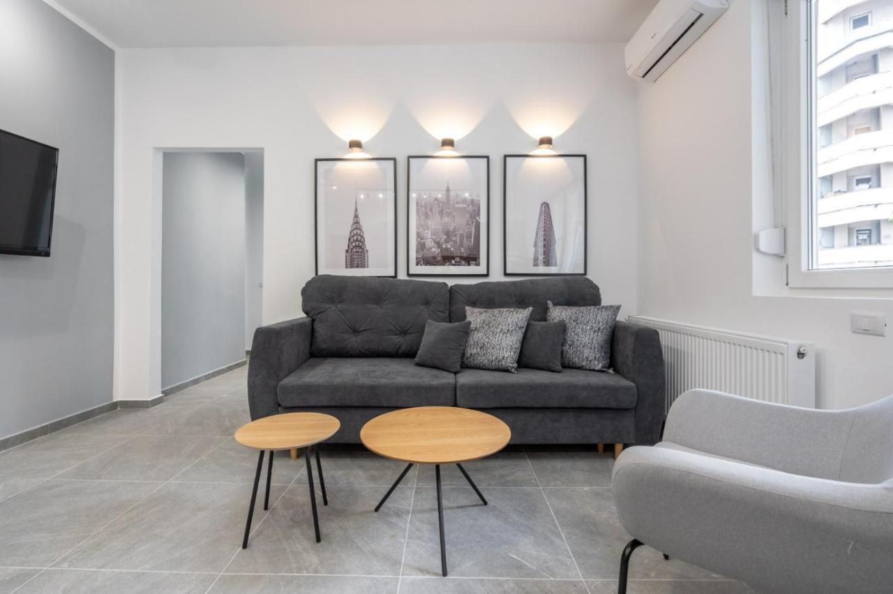 Relax Apartament In Piata Universitatii Bucureşti Ngoại thất bức ảnh