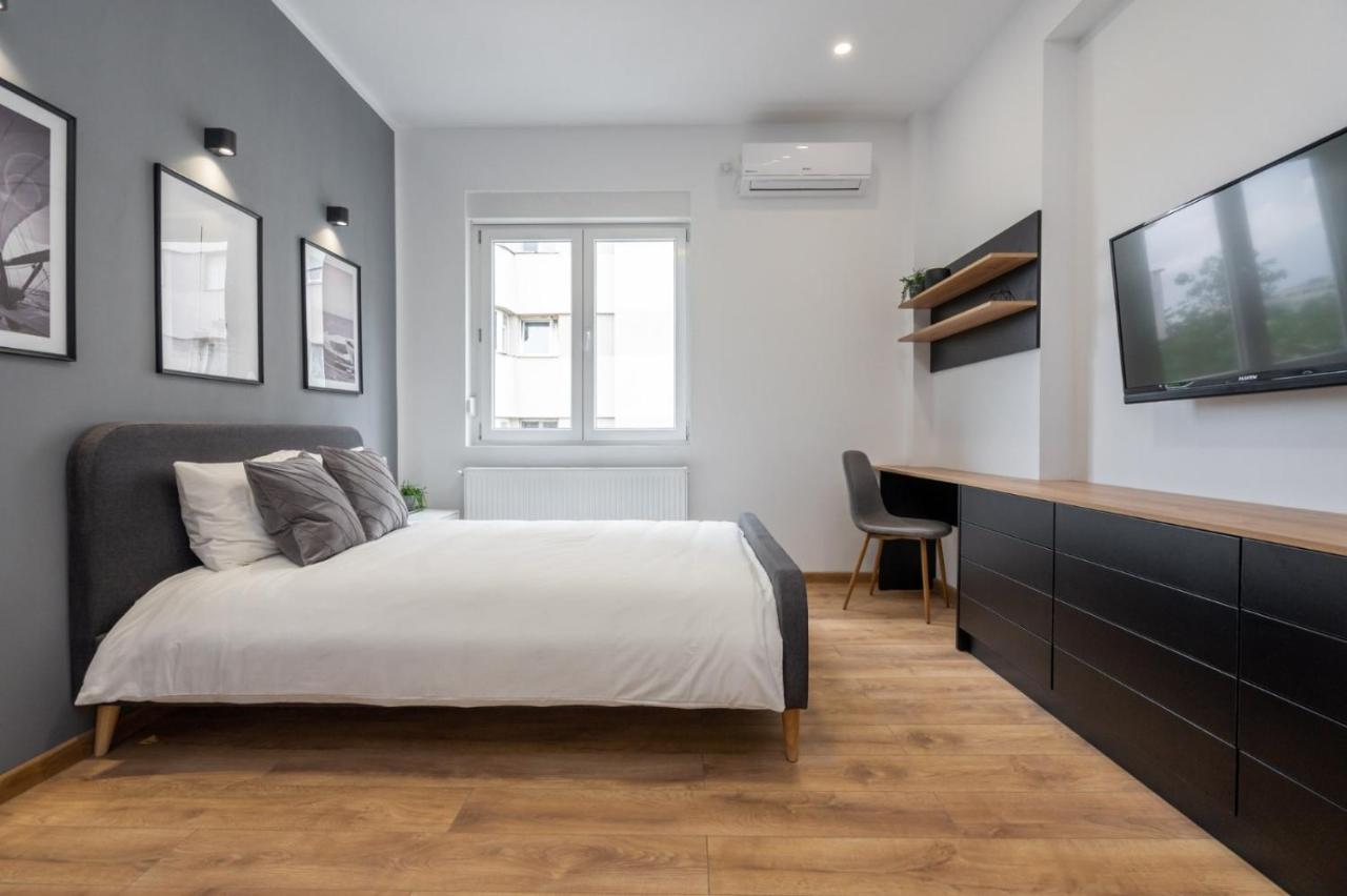 Relax Apartament In Piata Universitatii Bucureşti Ngoại thất bức ảnh