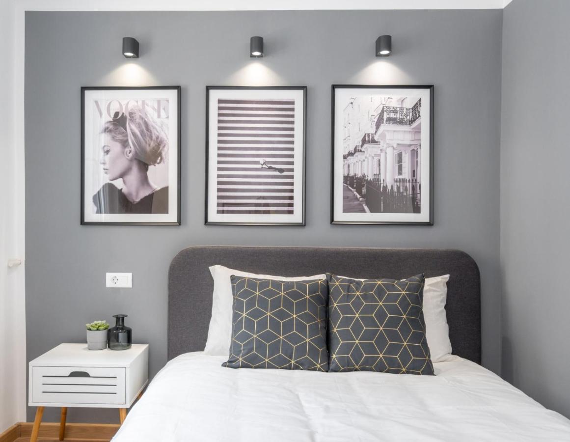 Relax Apartament In Piata Universitatii Bucureşti Ngoại thất bức ảnh